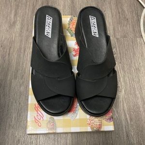 BNWB Jeffrey Campbell Sandals